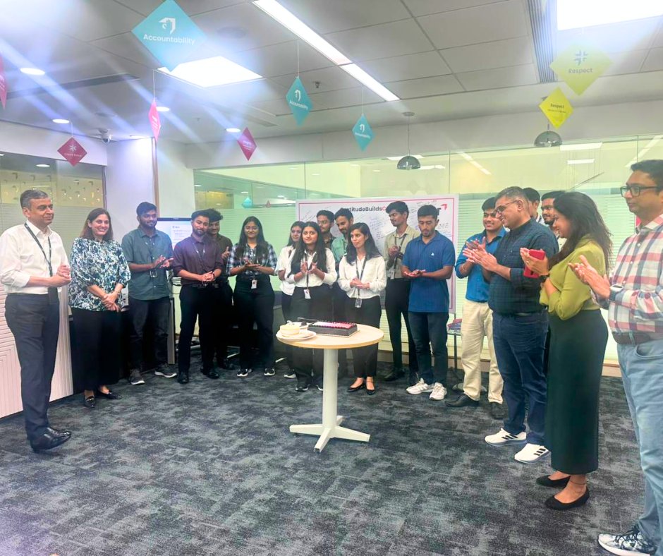 Connect_IGT's tweet image. Our IGTx team is embracing Culture Week with full enthusiasm! Amid laughter, camaraderie, and shared excitement, the team enjoyed vibrant photo booth moments to heartfelt gratitude wall notes, cake-cutting, and inspiring messages from leaders. 

#CultureWeek #CultureAtIGT #IGTx