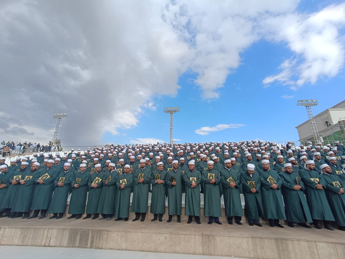 "Kervanımız Sultan (hz) ile beraber yürüyor çok şükür"🤲🏻