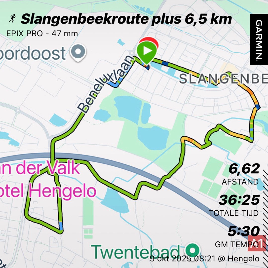 Nou, dit was me het loopje wel. Lekker 6 kilometer van de 6,5 gelopen, ga ik toch op mijn snuit door een tegel.Zere knieën, zere ribben en pols. Horloge heeft de klap opgevangen. Nu naar de dokter voor de ribben. Balen.  <a href="/hardloopvriend/">Hardloopvriend</a>  <a href="/loopmaatjes/">Loopmaatjes</a>