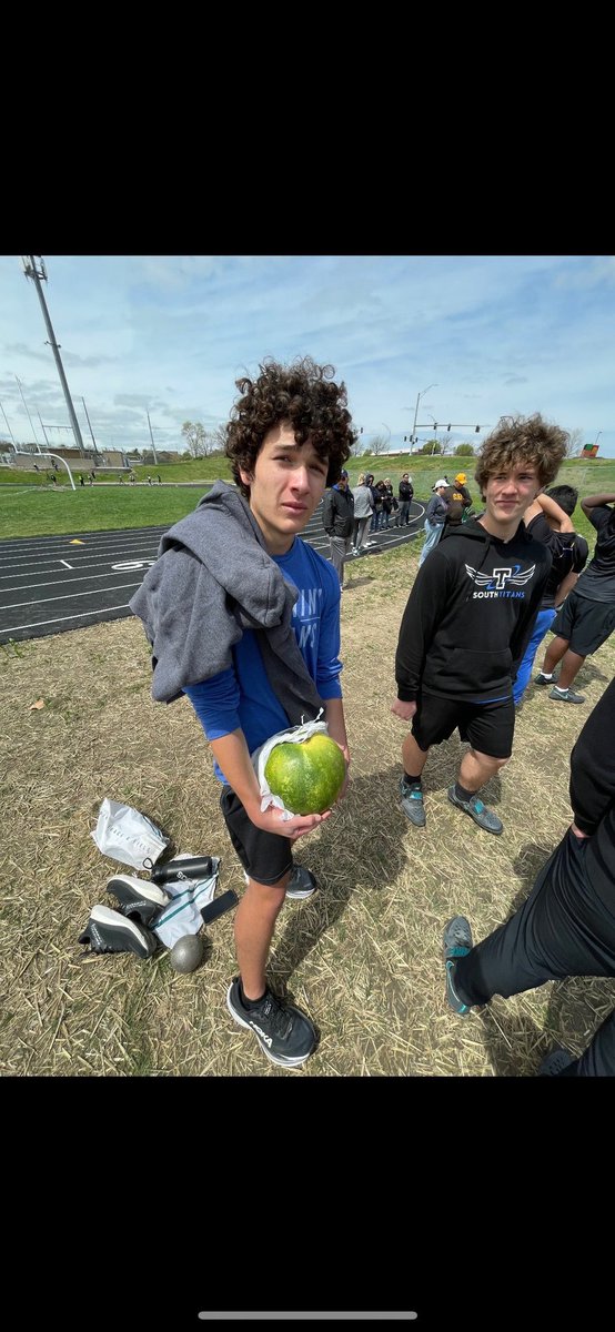 StengGang tweet media