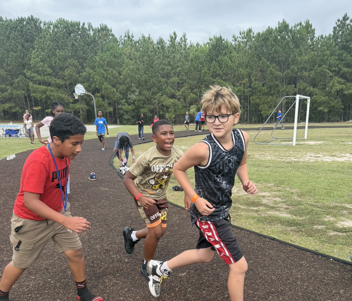 PRE_Explorers's tweet photo. Our Fun Run was a huge success! Our students had an amazing time running, cheering, and celebrating together, all while raising funds to support teaching and learning at PRE. Thanks to the hard work of our PTO and the generosity of our families ๐ท #ExplorerStrong #FunRun2025 https://t.co/xrq4fZVpQO