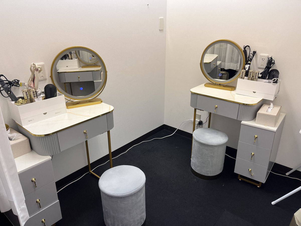 minniffyAce's tweet image. 先月末は9回目の施術。

📍MK CLINICさん(@N2bc0728 )

・ハイドラフェイシャル
・ピコレーザー

全部写りきってないけど、パウダールームの席数が増えてました✨