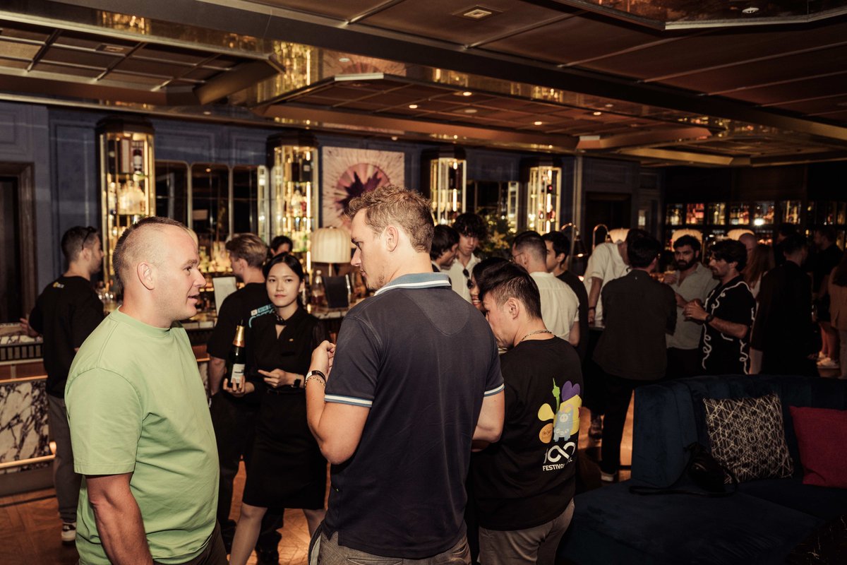 Easy Capital tweet media