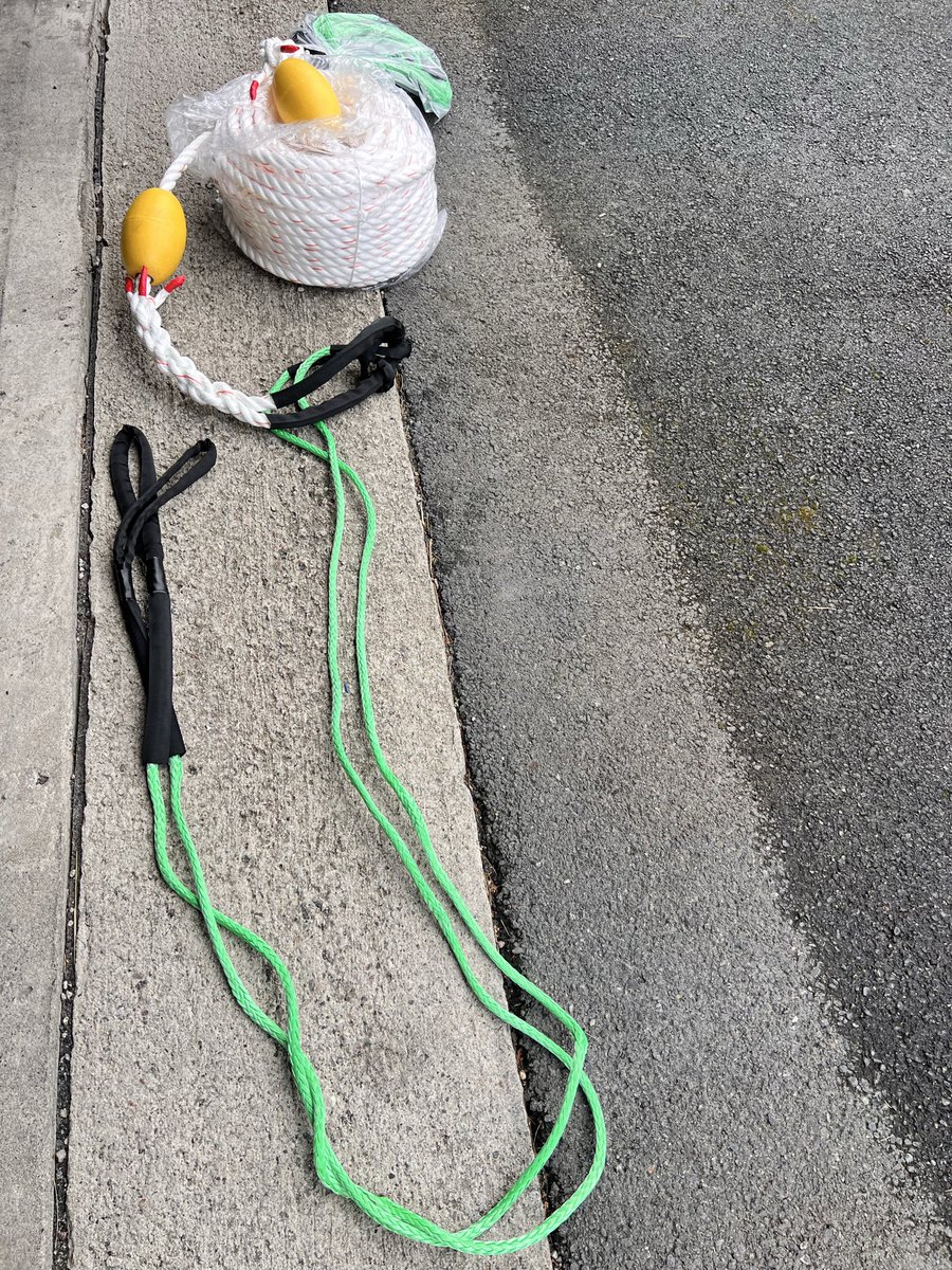 maritimeaction's tweet photo. All boats over 8 meters should carry an emergency towline.
Loss of propulsion is the most common cause of incidents at sea – be prepared before it happens ⚓

#MaritimeSafety #Preparedness #SafeAtSea https://t.co/gMIeGLVzpm