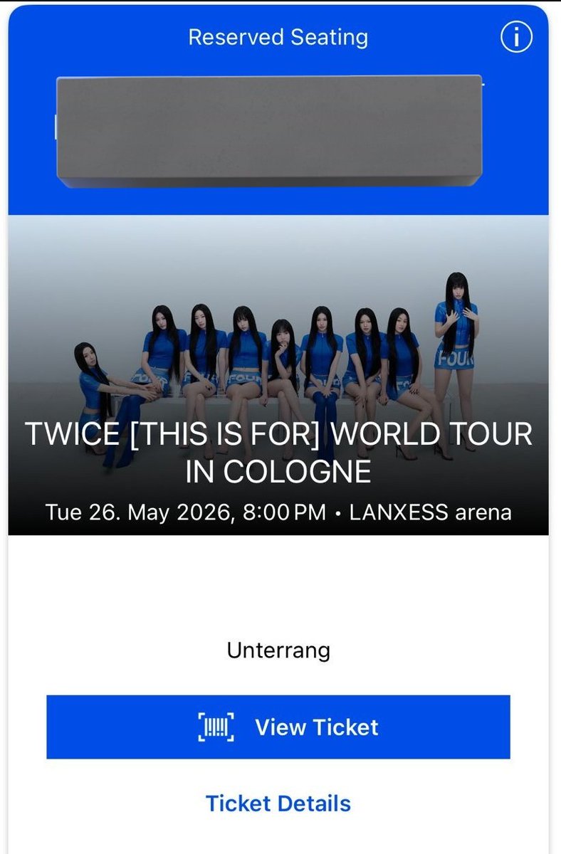 sugaryalien's tweet photo. SEEING TWICE WITH BESTIE!!!!!! WE HAVE SUCH GREAT SEATS TOO LIKE THANK YOU TO THE TICKETING GOD'S OUT THERE https://t.co/b00QumcOPT