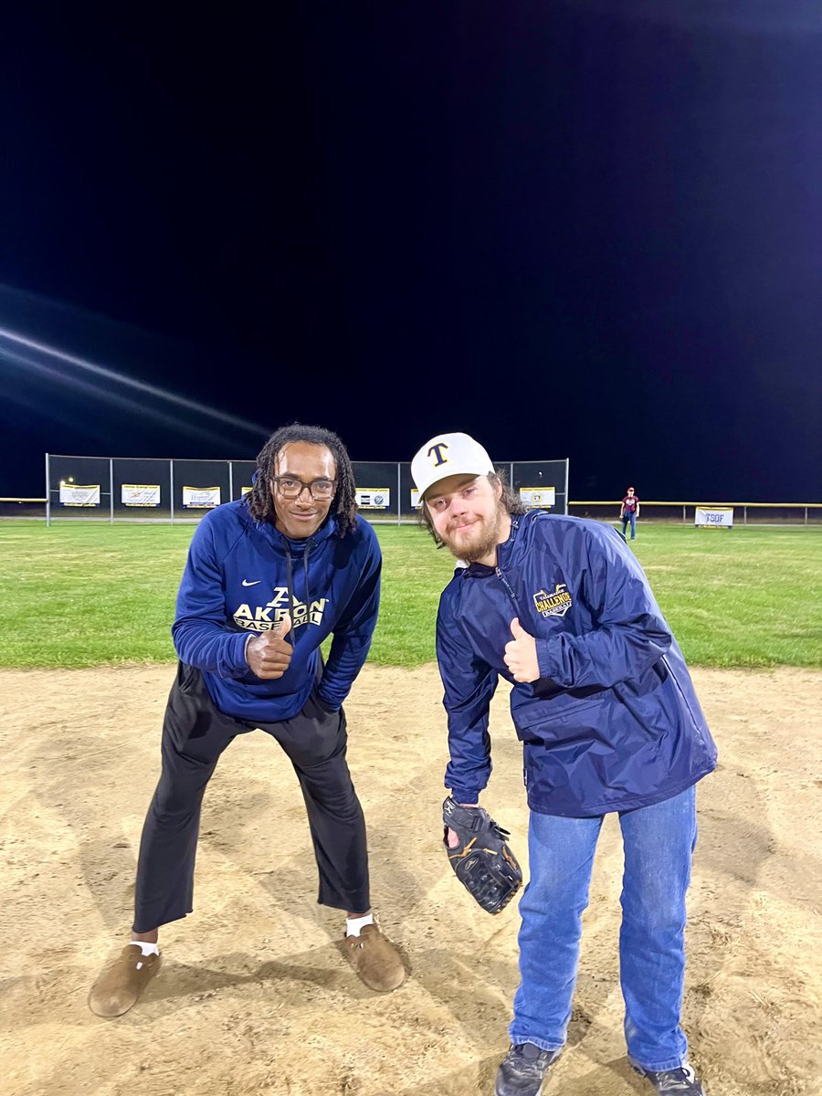 Night Under The Lights! 🏟️

Amazing experiences for our program. 

Cheering on our guy Brodyn and the rest of the members of the Tallmadge Challenger Baseball League. 

Great environment. Great energy. Great memories. #GoZips