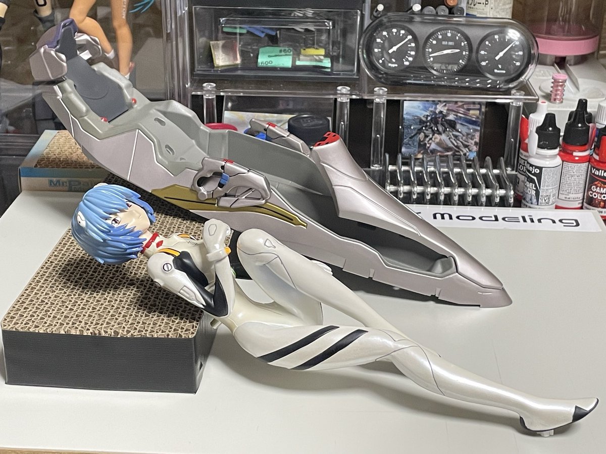 パチスロの綾波レイ分解できました🪛
エントリープラグカッコいい‼️
ガレキで売ってそうなクオリティ😆

しかし、さすがのパチスロ機…
タバコ臭いw
洗浄します🌀

#モケイヤ模型
#ガンプラジオ
#綾波レイ
#エヴァンゲリオン