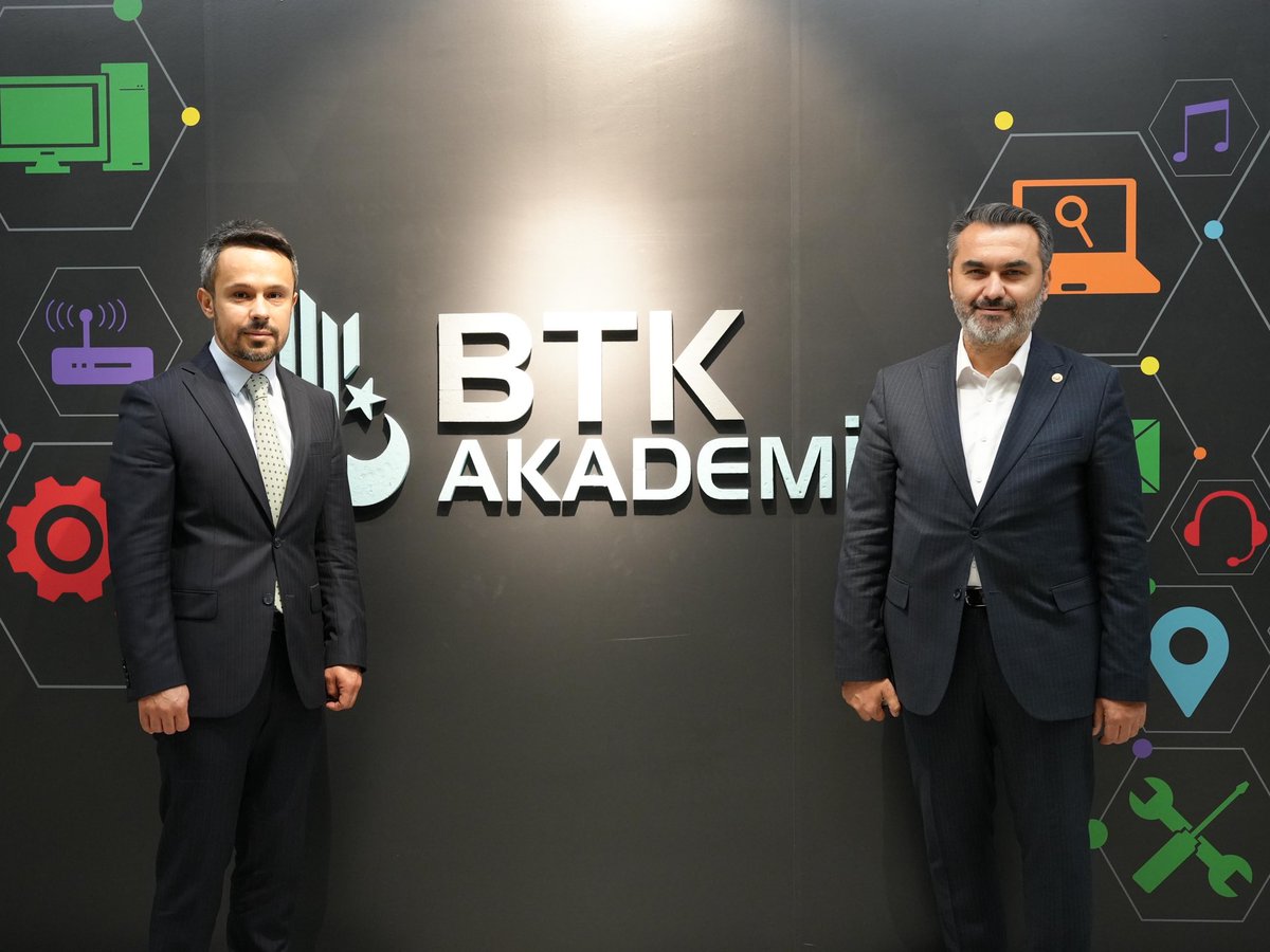 📍Bilgi Teknolojileri Kurumu 

Bilgi Teknolojileri ve İletişim Kurumu (BTK) İnsan Kaynakları ve Eğitim Daire Başkanı Sn. Mustafa Ermiş’i ziyaret ettik.

BTK Akademi bünyesinde yürütülen projeler ve eğitim programları hakkında değerli bilgiler aldık.

Teknolojiye yön veren