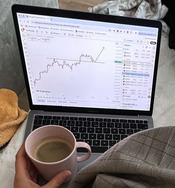 Chellphick01's tweet image. When I first joined X (formerly Twitter), I was just a medical student who didn’t really believe much in crypto. But the moment I stepped into Crypto Twitter, everything changed.

I found myself diving into the world of InfoFi, and since then, my life has taken a massive…