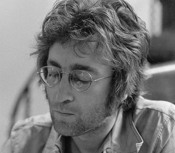 The_LadyAnn's tweet photo. Born: October 9, 1940 ☮️💜
Died: 40 years old
"I believe that what people call God is something in all of us."
#johnlennon #ImaginePeace https://t.co/7ZezsVwfBm