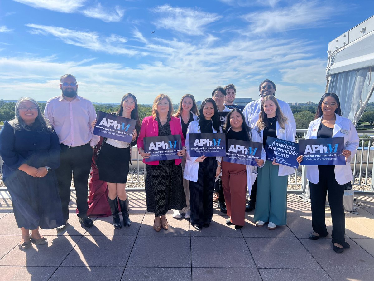 umsop's tweet photo. On Oct. 1, UMSOP students celebrated the start of #AmericanPharmacistsMonth at @pharmacists

HQ in D.C.! 💊Inspiring words from CEO Michael Hogue and president-elect Magaly Rodriguez de Bittner made it a memorable celebration! 💙✨

#UMSOP #APhM #FuturePharmacists https://t.co/3rqULTFfif