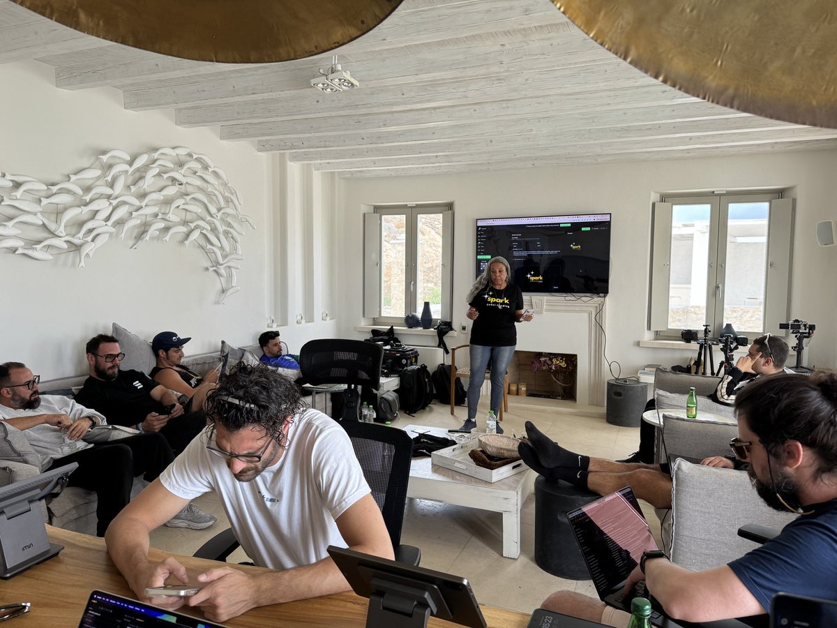 ronaldtreur's tweet image. Live from the token launch of @spark_sciences from @IslandDAO! 

I just deposited to:

EqxYAXovP6hM5tGPAxCWwdaVQzmrdpPn43Ed1MrZaJdk