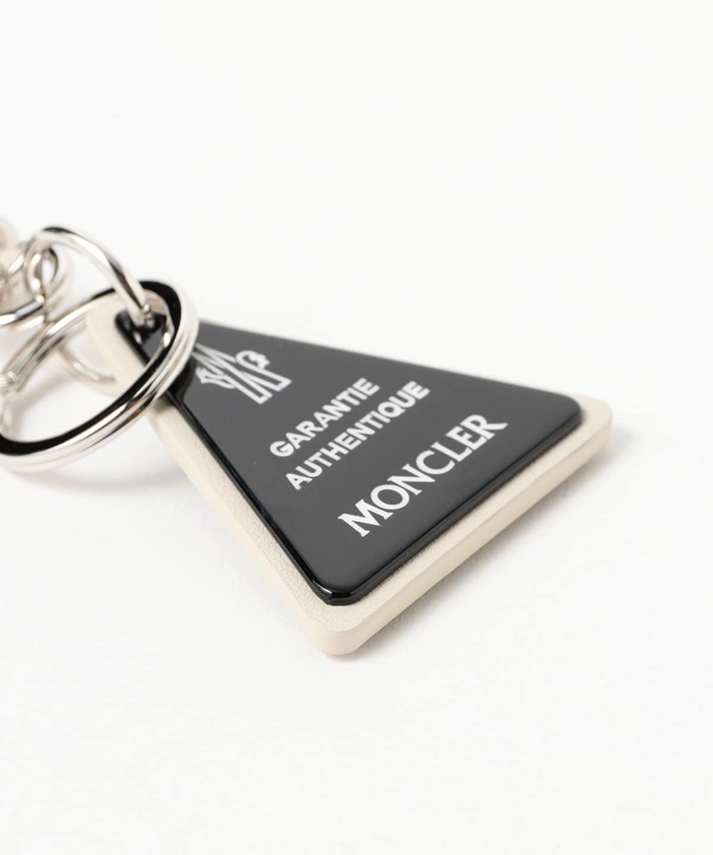 ゴルフ始めました☺ 　MONCLER ネイビー　 クルーネック　ベロア MONCLER モンクレール GENIUS ジーニアス MERCEDES-BENZ BY NIGO