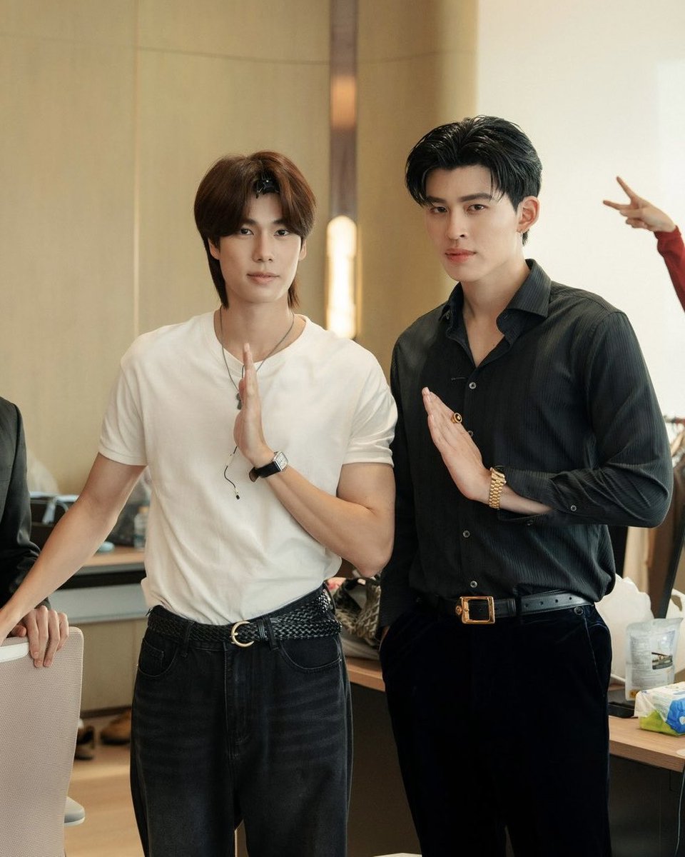 Phuwin Official Fans (@phuwinofficial) on Twitter photo 『#MeAndTheeSeriesQ27』
อันนี้คือออออออออออ 🤣🤣🤣🤣🤣🤣🤣
น้องพีชซึมซับคุณธีร์มาหรือคุณธีร์ให้น้องพีชทำ
จงวิแคะ🤣🤣🤣🤣🤣🤣🤣🤣🤣🤣
❥<a href="/phuwintang/">phuwintang</a>🍯
#phuwintang
#ปอนด์ภูวินทร์ 『#MeAndTheeSeriesQ27』
อันนี้คือออออออออออ 🤣🤣🤣🤣🤣🤣🤣
น้องพีชซึมซับคุณธีร์มาหรือคุณธีร์ให้น้องพีชทำ
จงวิแคะ🤣🤣🤣🤣🤣🤣🤣🤣🤣🤣
❥<a href="/phuwintang/">phuwintang</a>🍯
#phuwintang
#ปอนด์ภูวินทร์