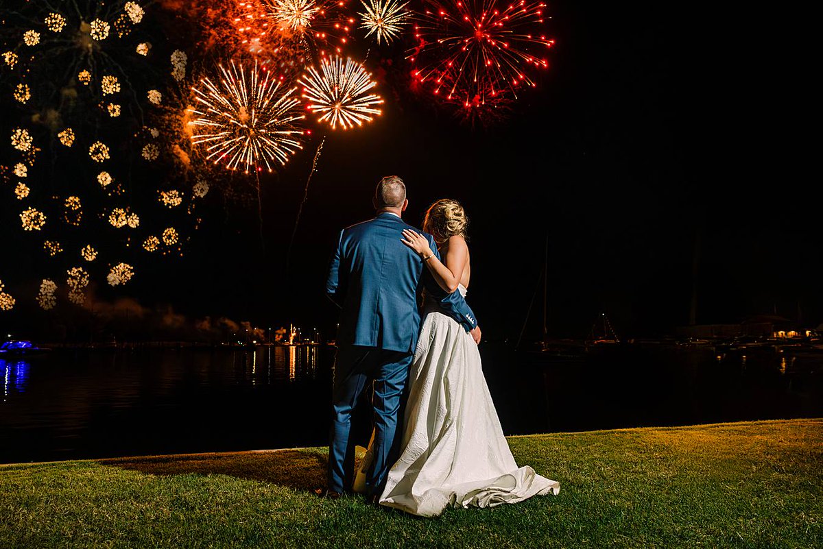 On the blog now, Maddie &amp; Henry's nautical waterfront wedding at @perrycabinweddings #laurasfocusphotography #stmichaels #easternshorewedding #easternshoreweddings #innatperrycabin #innatperrycabinwedding #innatperrycabinweddings #perrycabinwedding #brideandgroom #baysidebride