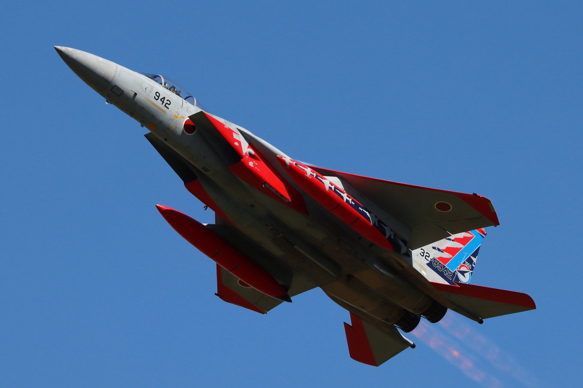ebikiti_shrimp's tweet image. 今日は超快晴の青空の下、岐阜の航空祭予行を撮りに行きました。
前回岐阜に行ったときは見れなかった飛実70th記念塗装機のイーグルを観れてよかったです。
ちょーカッコイイ!