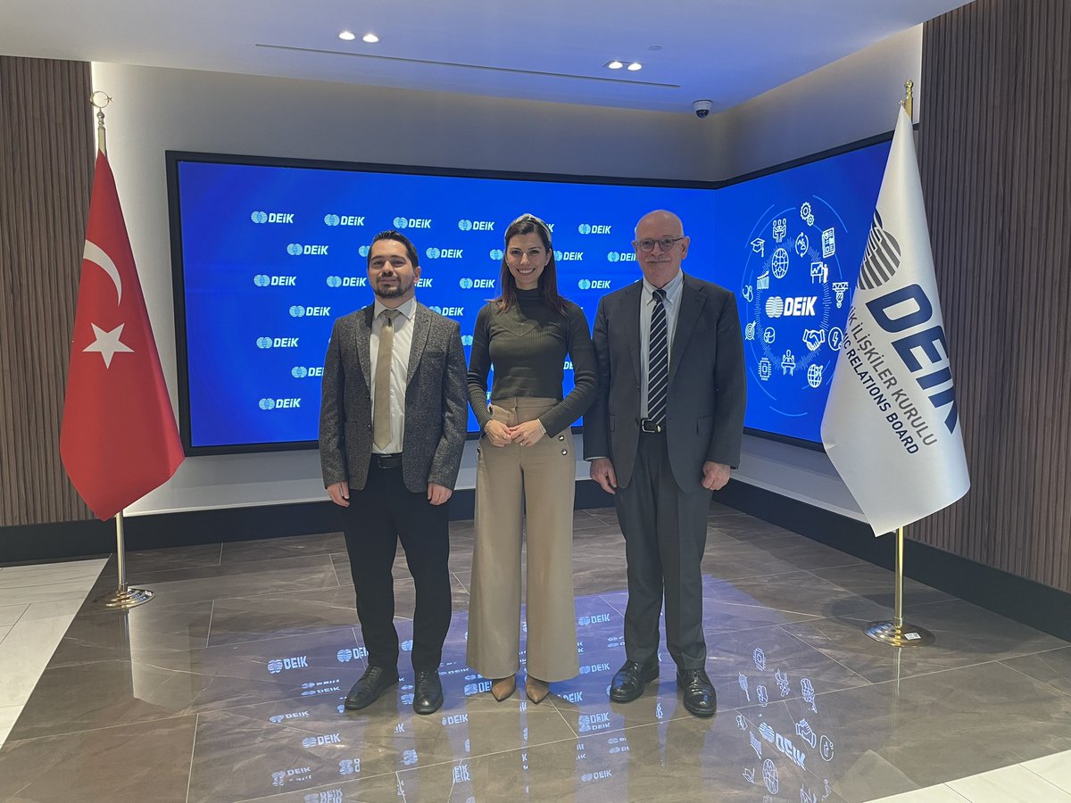 I was very glad to meet with <a href="/deikint/">DEİK INTERNATIONAL</a> ‘s Nil Saritepe and Tuncer Bal, Director and Coordinator of Türkiye-Americas Business Councils, to explore how can the <a href="/ConsulmexETB/">Consulmex Estambul</a> help <a href="/EmbaMexTur/">EmbaMexTur</a> enhance collaborations and partnerships for a stronger bilateral trade relationship.