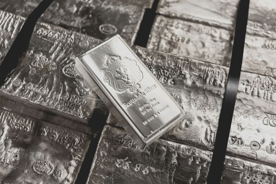 CyntWar's tweet photo. Silver briefly surged to $50 per oz, nearing a new all-time high! https://t.co/08l3sUHtHA