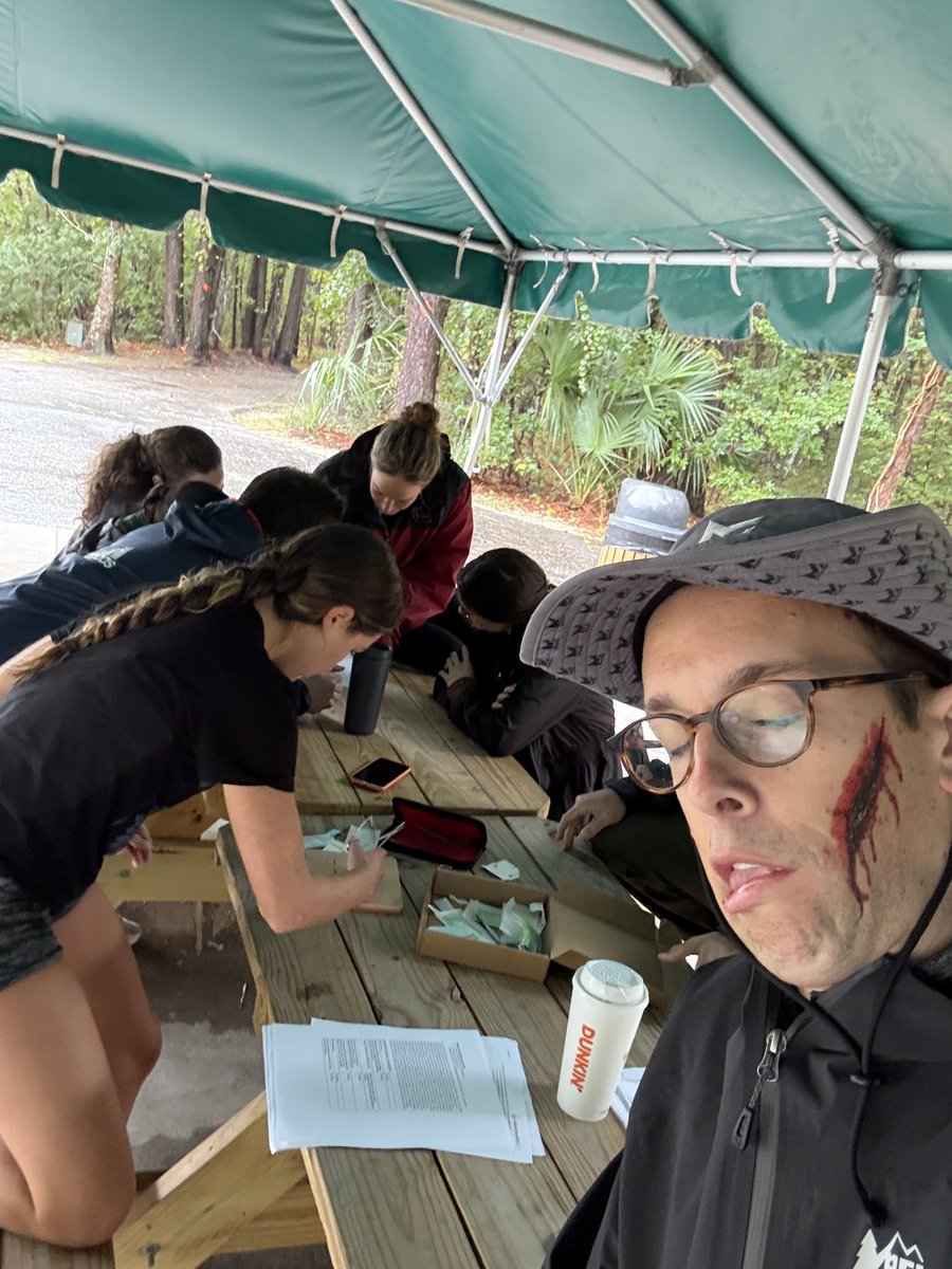 DRitterMD's tweet photo. While enjoying the scenic waterways of James Island County Park you find an injured and unresponsive kayaker! What do you do next?!

It’s a wet and wild wilderness race day at @musc_em didactics! https://t.co/chxZG5Xmv7