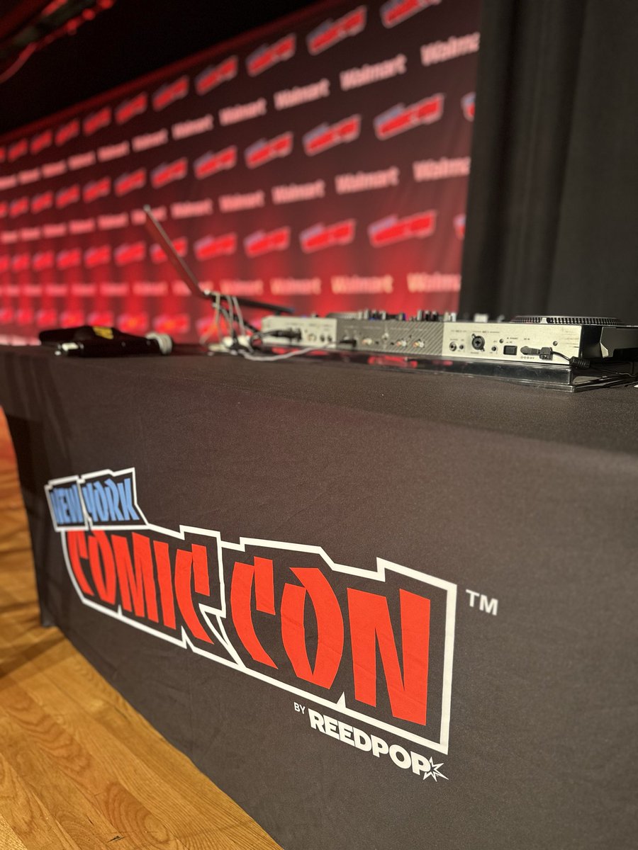 Ready and Set for Day one at NY Comic Con ….. Huge Capcom announcement Happening Soon along  with many other Reveals 👀
          ……………….🤫🤐……………….

#MainStageDj