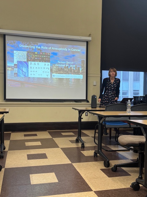 Cancer_dynamics's tweet image. Thank you to Dr. @TeresaDavoli3 (@nyulangone) who shared about her latest research on cancer aneuploidy with our researchers.
Missed it? Watch the recording here: youtu.be/ZRzrjes7knQ?si…