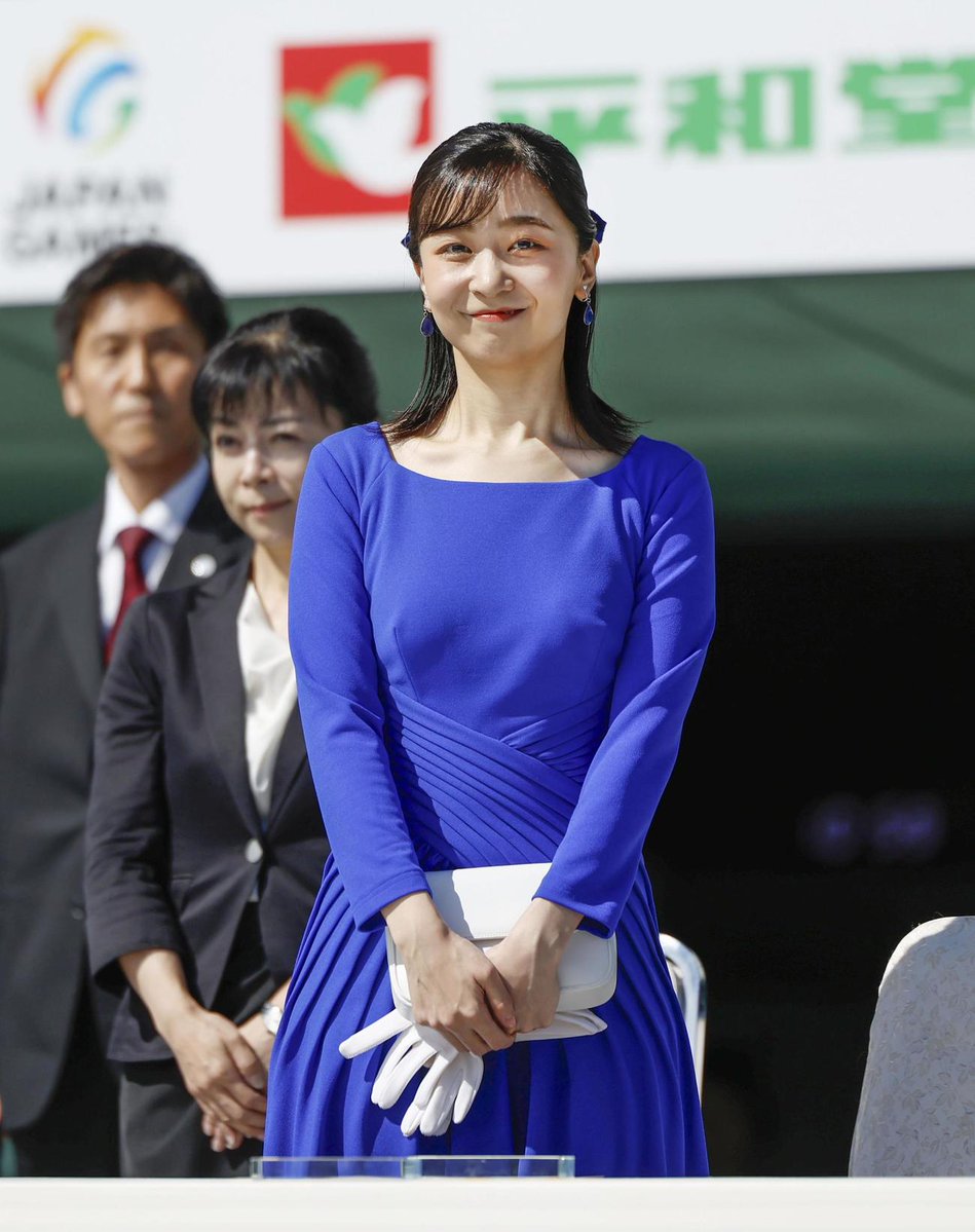 kakocutie______'s tweet image. 佳子さまは10月8日、滋賀県彦根市の平和堂ハト競技場で行われた第79回国民体育大会の閉会式に出席された。