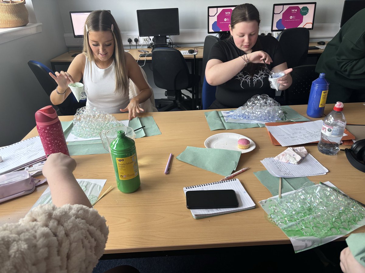 Kerry Hopkirk tweet media