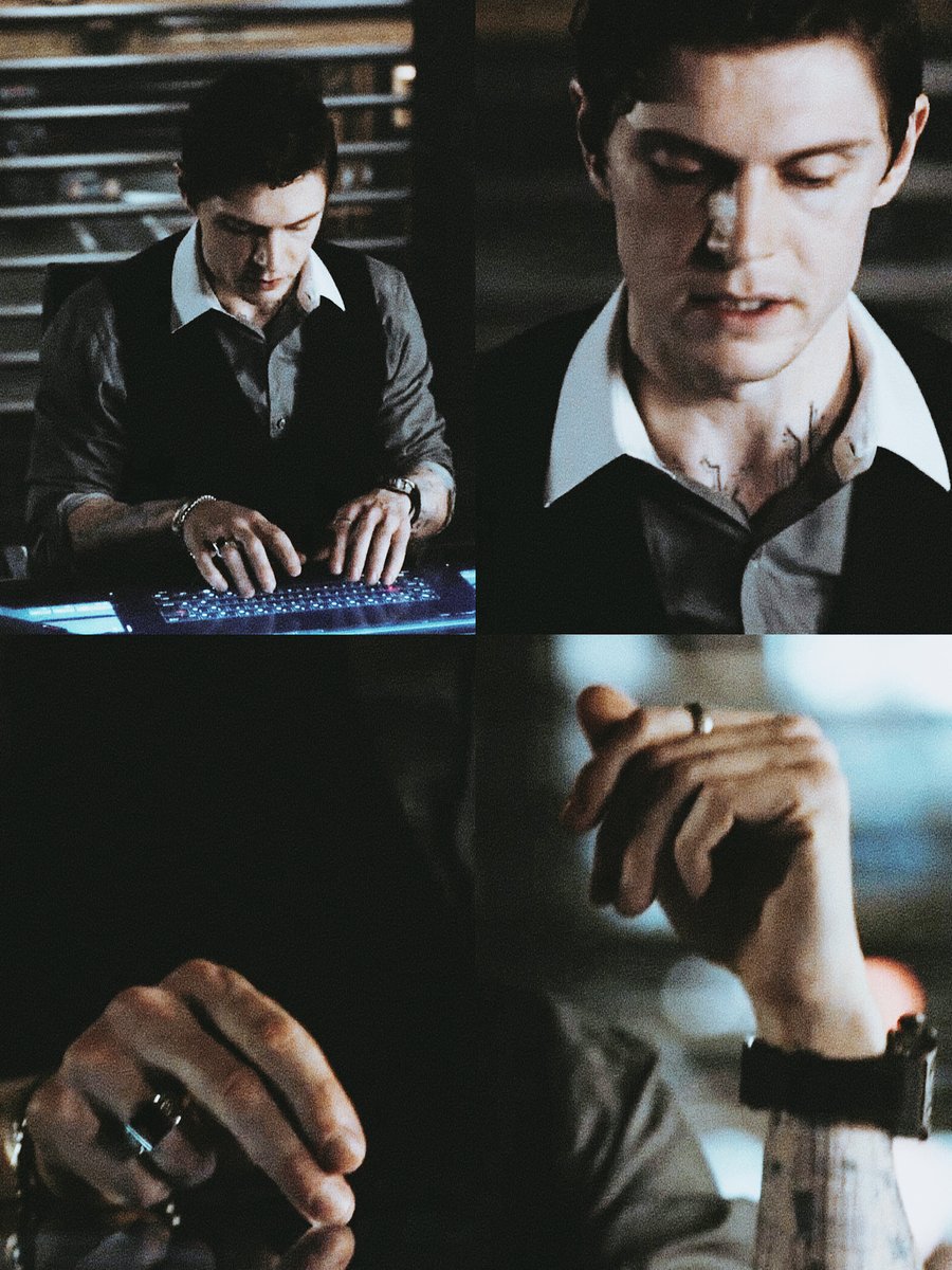 hourly evan peters tweet media