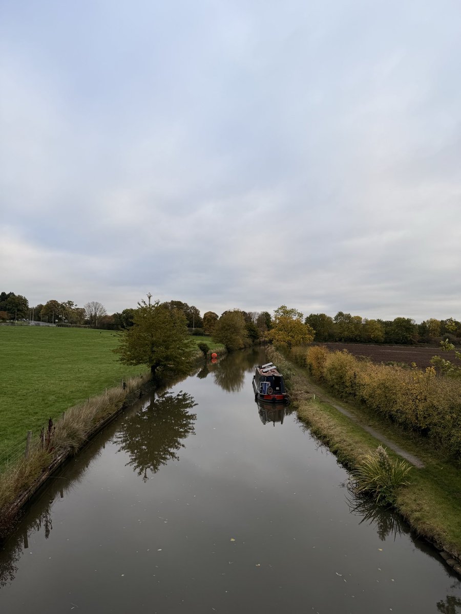 Long run for the week done on the trails. The 50k race is just over 3 weeks away now. Trying to fuel on more solid foods, the mini Soreen malt loaf bars hit the spot! Hopefully end up on around 70k for this week 👌