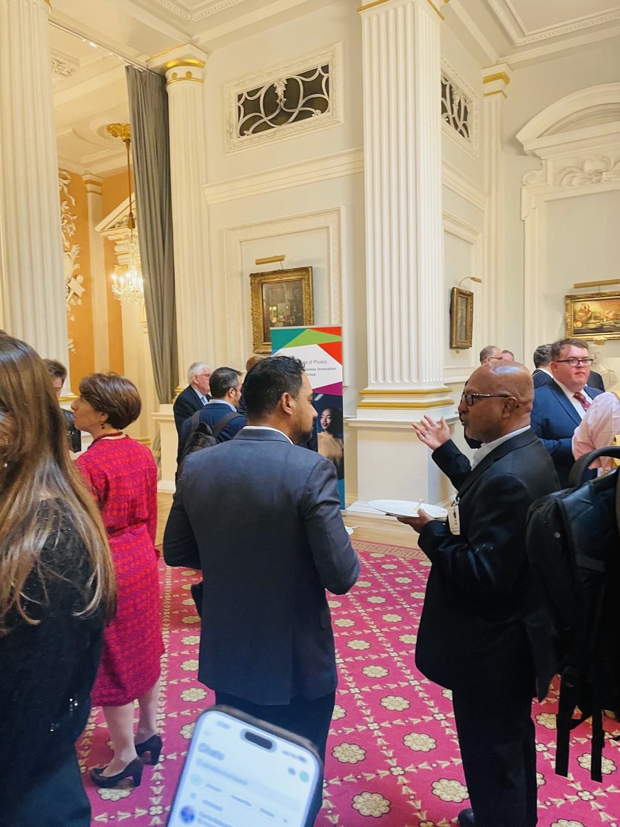 I was pleased to attend The City Quantum &amp; AI Summit at Mansion House, welcomed by the Rt Hon The Lord Mayor, Alastair King and Karina Robinson, CEO of Redcliffe Advisory and Founder of the Summit and who has been a good friend for many years.

The sessions analysed the potential