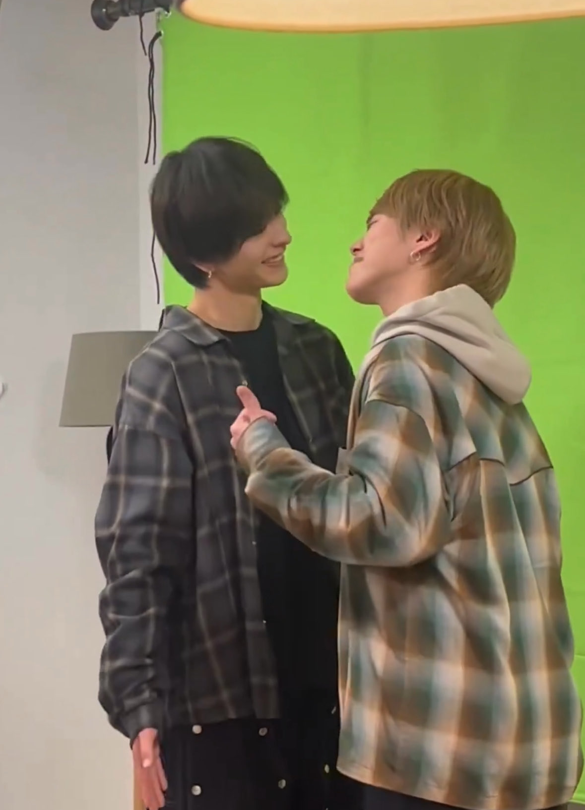 なっちゃん　アシンメトリー　高橋くん大橋くん なっちゃん アシンメトリー 高橋くん大橋くん Joichiro Fujiwara