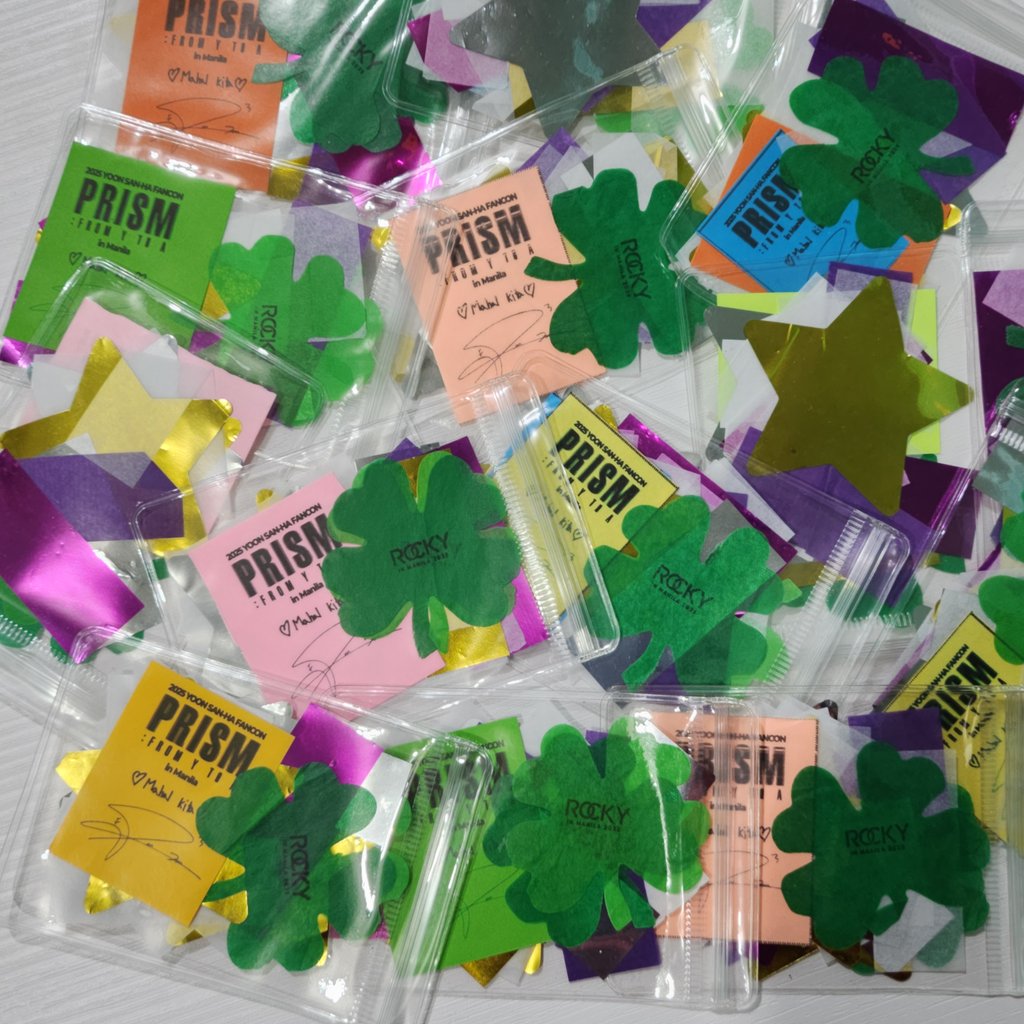 marsworld98's tweet photo. #RollTheDiceinManila Freebies
🎲 Handmade bracelet
🎲 Candies and stickers 
🎲 limited qty, 1:1

Anyone attending ZOONIZINI FANPARTY who wants Rocky and Sanha in Manila confettis?
Each pack contains: 
• Rocky 🍀
• Sanha-sign
• Gold / Silver Star
• Purple and White confettis https://t.co/CLiwXz4Les