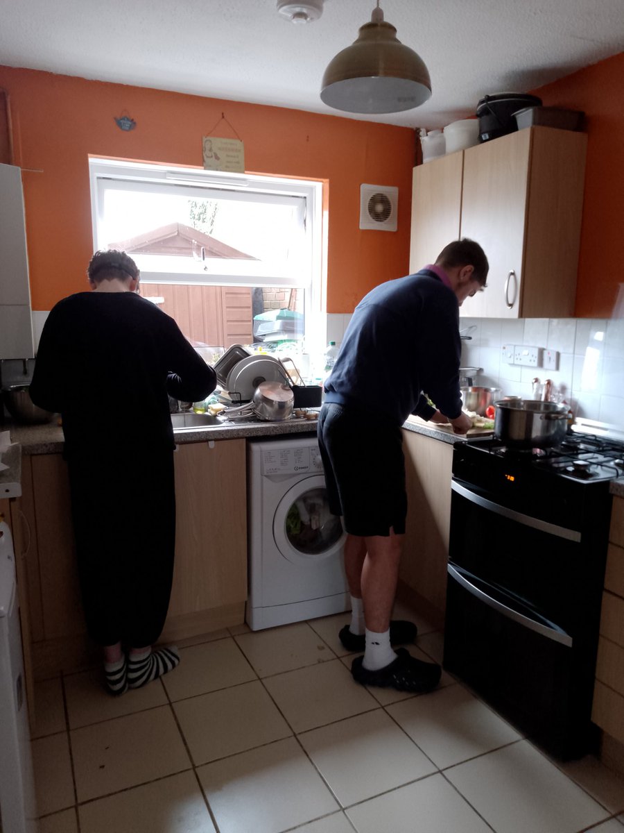 2nd eldest gate crashed our cooking session so he's now taking over helping youngest make a Ragu sauce 😂
