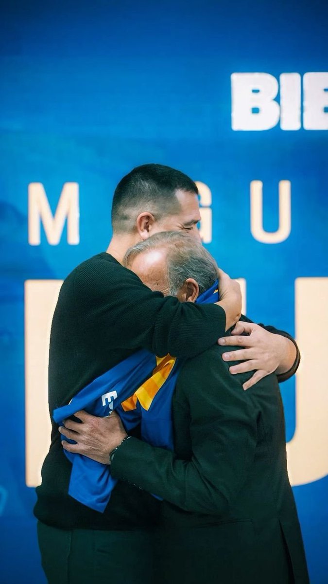 No hay nada que explicar. No hay que contestarle a nadie, ni mucho menos meterse en alguna discusión. Los de Boca, de verdad, sabemos el significado de esta foto y de ese momento. Lealtad. Gracias para siempre.