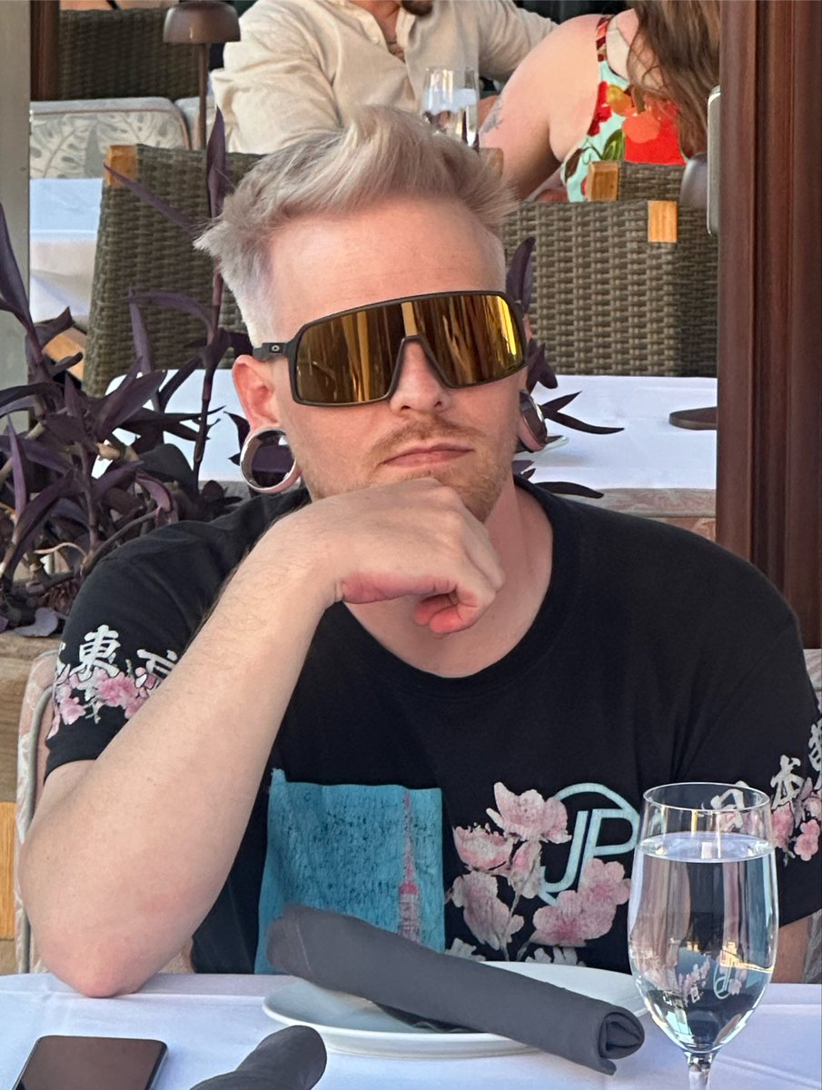 Steven_Todd_19 tweet media