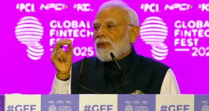AIRNews_Chennai's tweet image. #GlobalFintechFest ||

தொழில்நுட்ப ரீதியாக இந்தியா பல்வேறு புரட்சிகளை செய்துள்ளது.

- #Mumbai-யில் நடைபெற்ற #GlobalFintech மாநாட்டில் பிரதமர் @narendramodi உரை...

@PMOIndia | @airnewsalerts