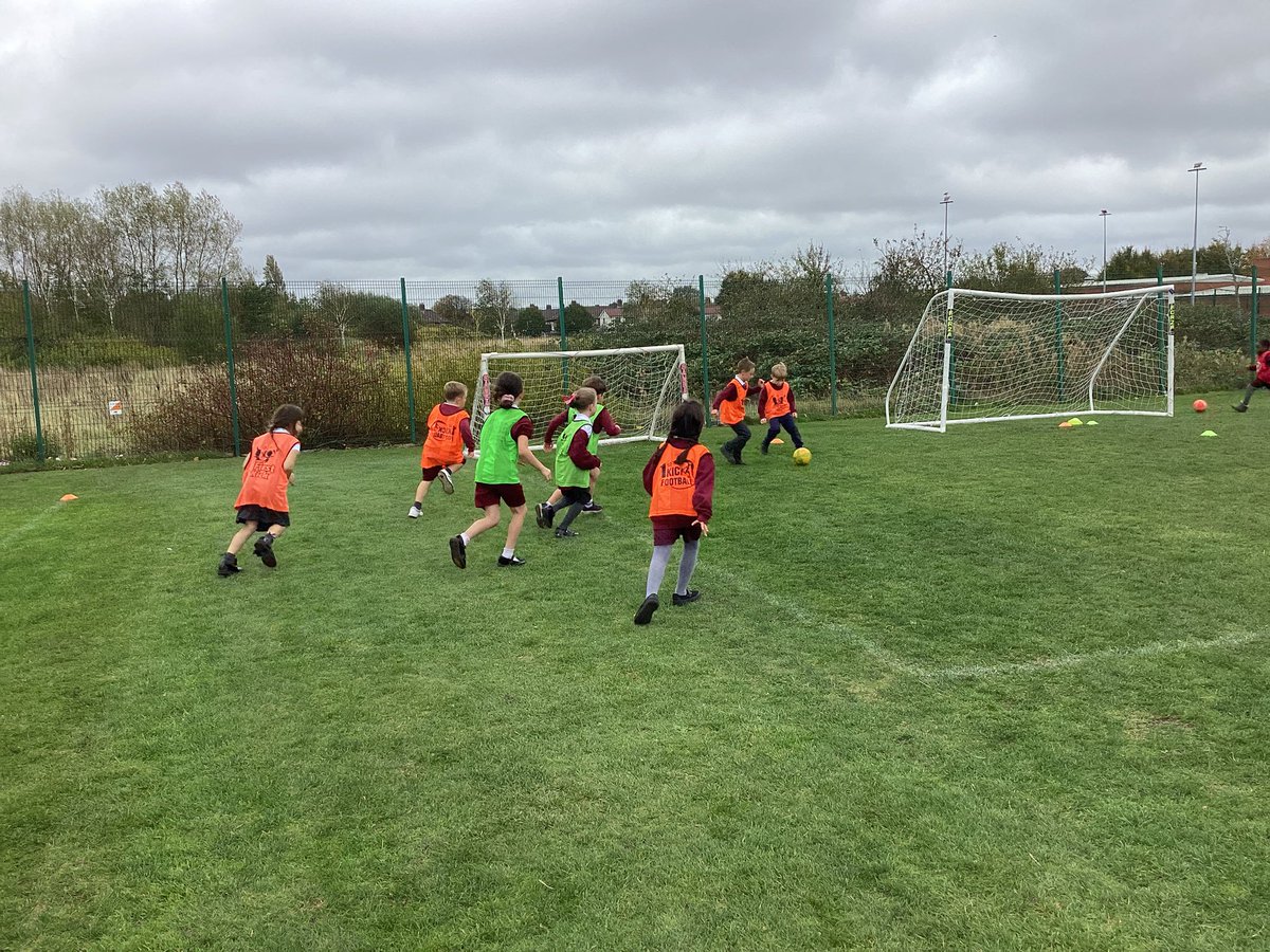 Mrs Evans tweet media