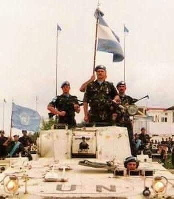 Un gran honor haber comandado al Batallón  Ejército  Argentino 7 en Croacia.UNPROFOR y UNCRO
Gracias a  sus integrantes. Verdaderos Camaradas y Soldados.
Gracias por ejecutar una operación excelente que permitió que el 7 sea uno de los Batallónes, de los ocho, sin bajas mortales.