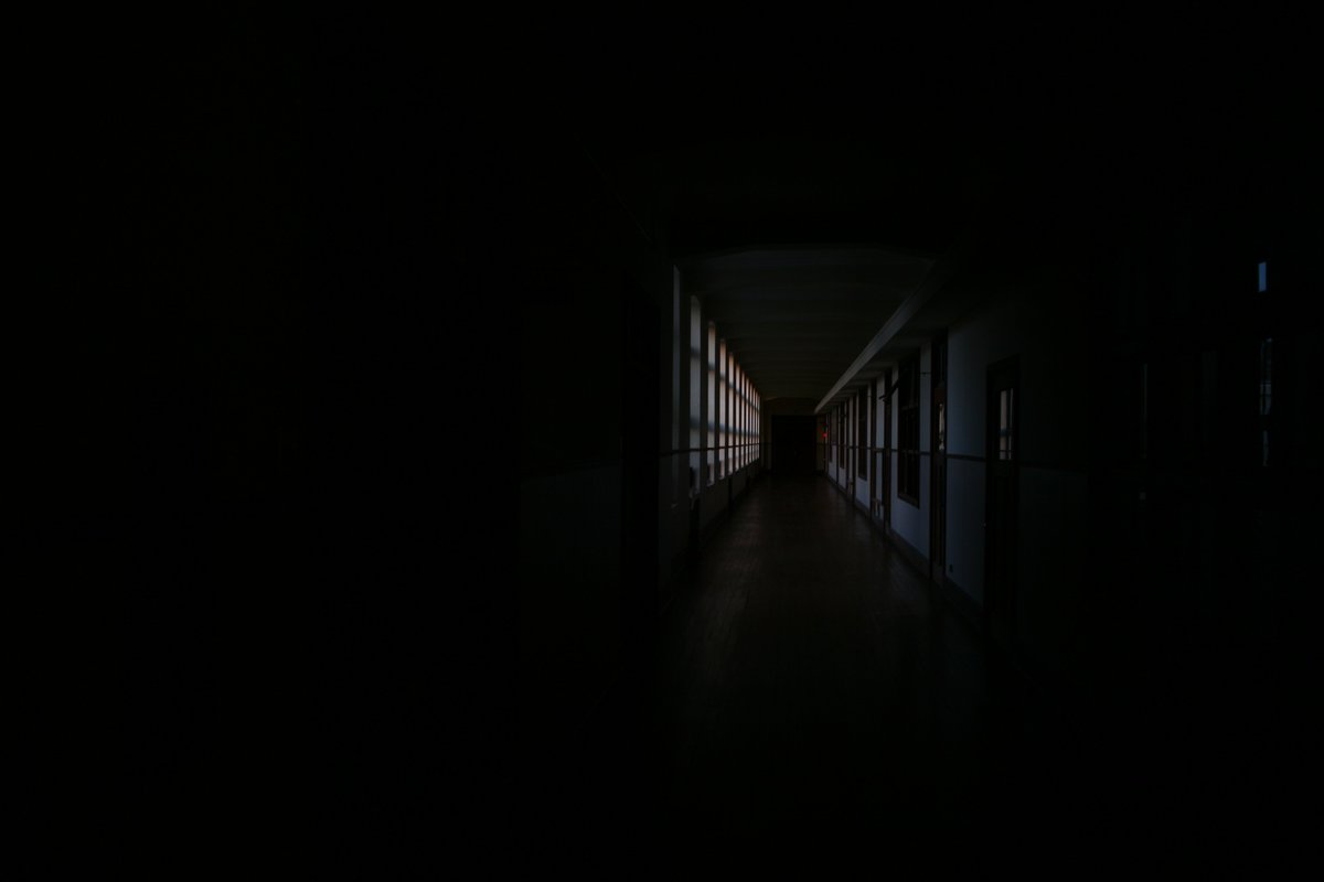 豊郷のあずにゃぁぁぁぁぁぁぁぁん！！！

泣いて叫んでも、いっときの幸せは過ぎ去り、時間は進み戻らないのです（４枚目の感情