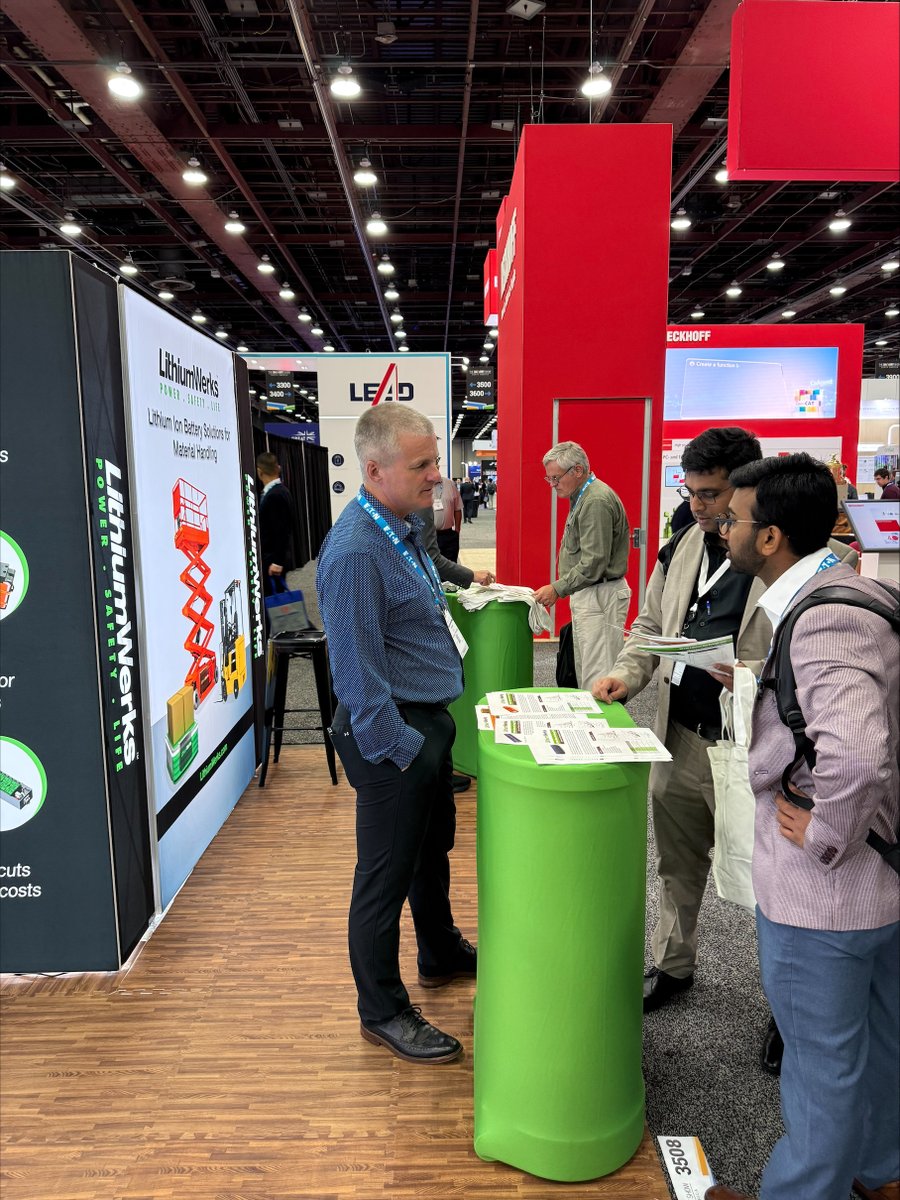 LithiumWerks's tweet image. Our booth has been busy! This is the last day to visit our Booth 3508 as we wrap up #TheBatteryShow #TBS2025 #LithiumIonBatteries