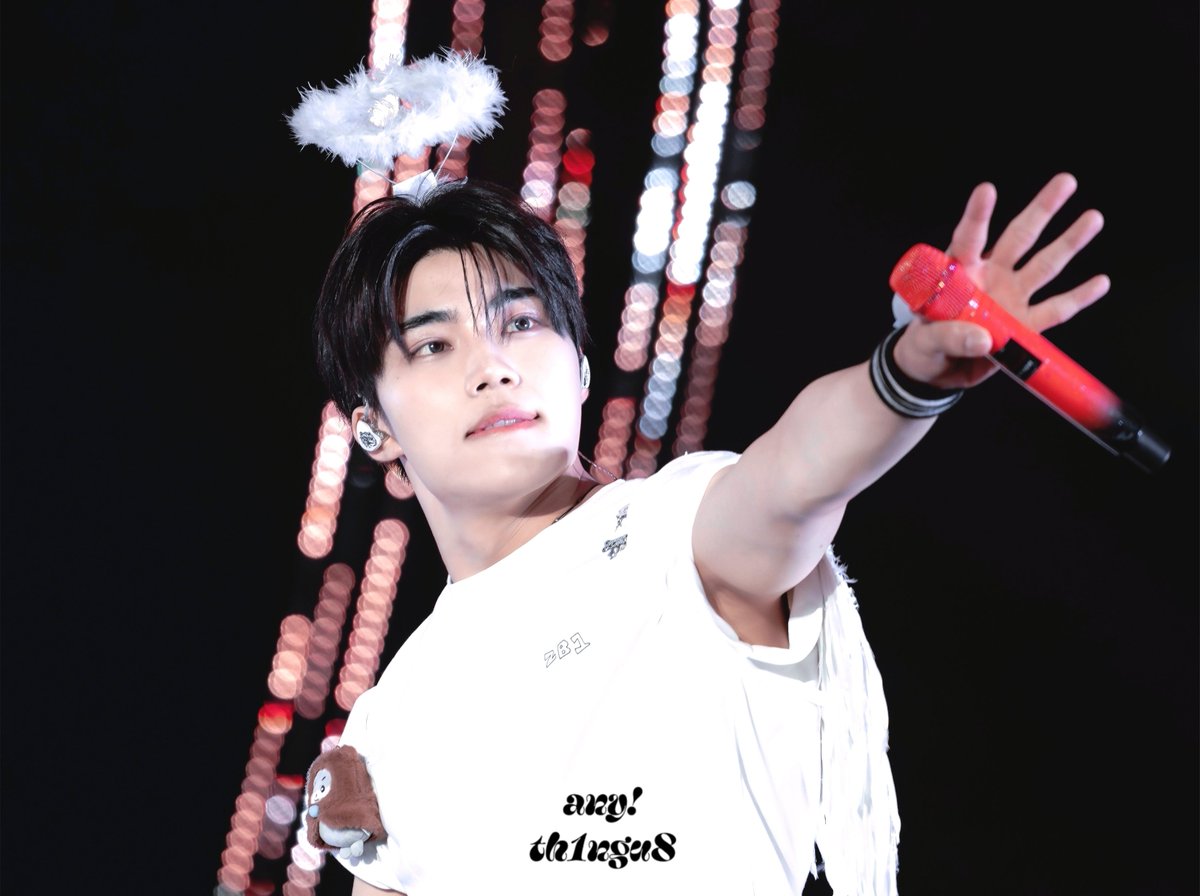 251005 ᡣ( ᐢ ᵕ ᐢ )ﾉﾞ💙

#박건욱 #PARKGUNWOOK #パクゴヌク #ZEROBASEONE #ZB1 #제로베이스원