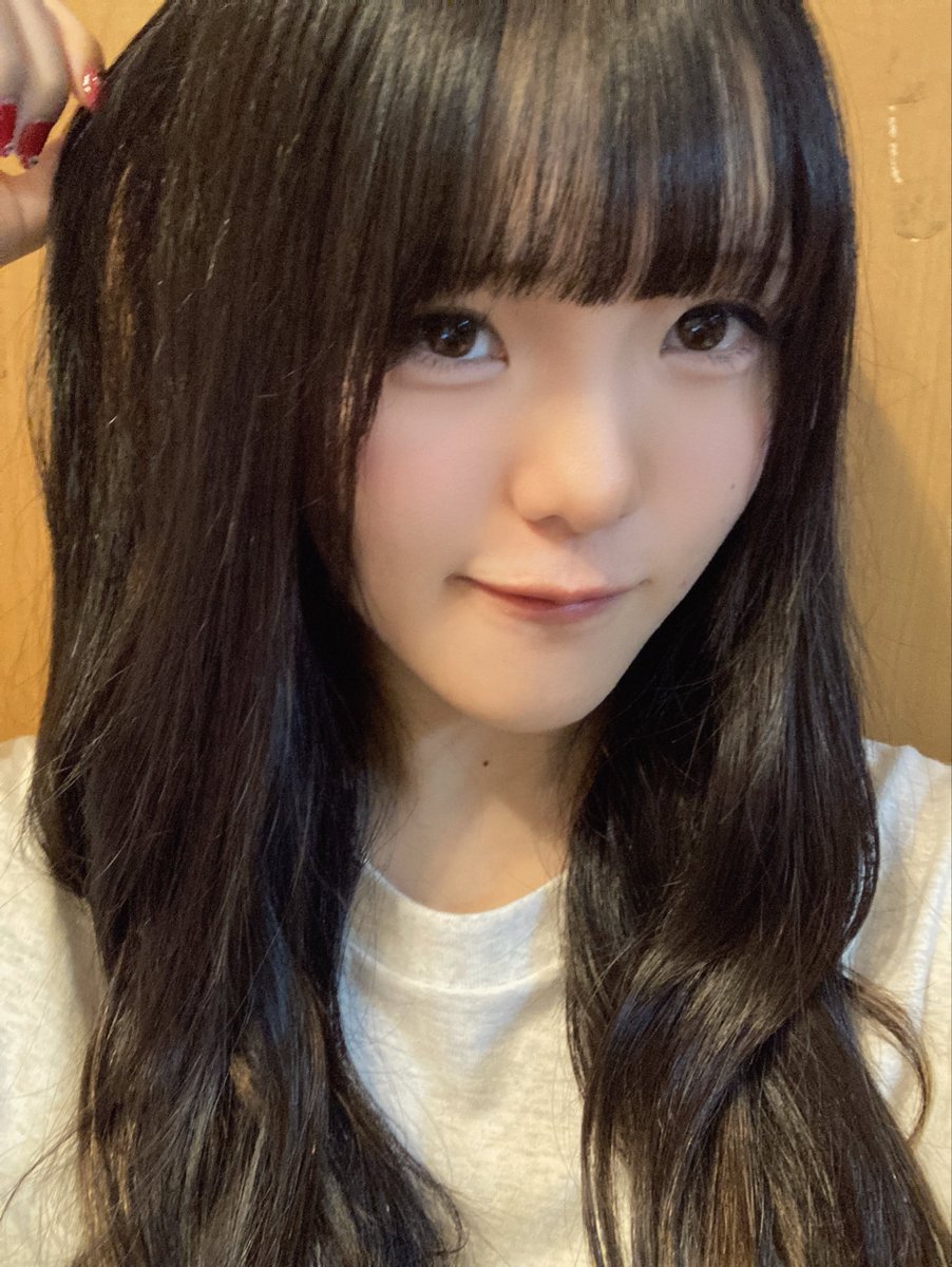 #HONEYBEE  
ツアーファイナルのチケットは予約できましたかー？？👀💭
なんと、CDをお持ちの方は入場無料！
ファイナルsold outを目指して、ツアーを頑張っています！！
初めての方も大歓迎☀️
皆さん是非遊びにきてください！！
#ガールズバンド #TryAgain2025 🐝🍯