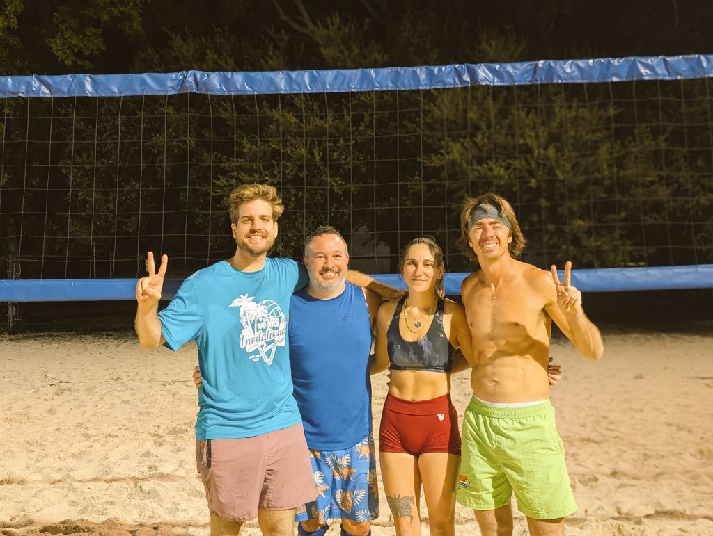 AWS_1O's tweet image. 2nd. Made it to the finals of play offs and almost took it. The most fun team I&apos;ve been a part of! Very proud of how we did