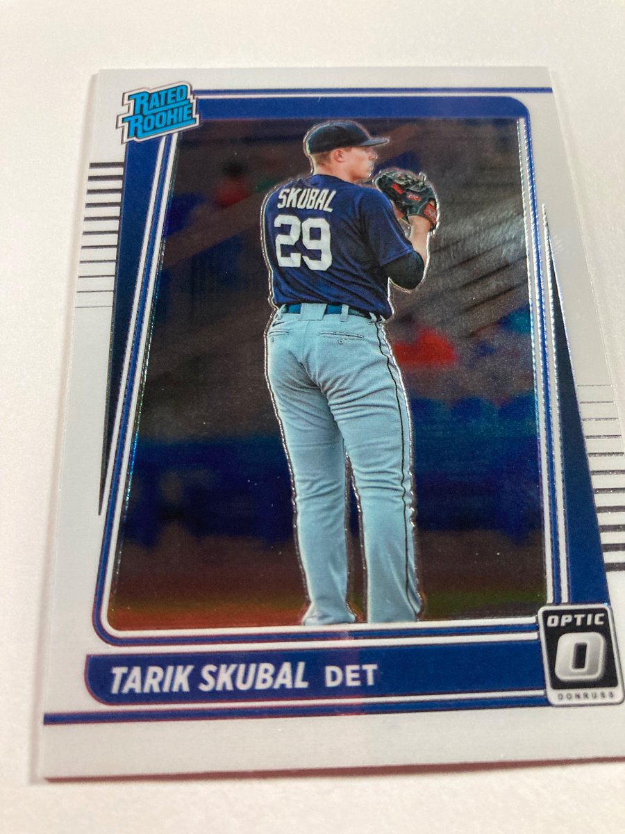 🎁Appreciation Day Giveaway🎁

Winner Announced Monday

🔥Tarik Skubal Donruss Optic Rated Rookie

To enter
1. Follow
2. Retweet
3. Like