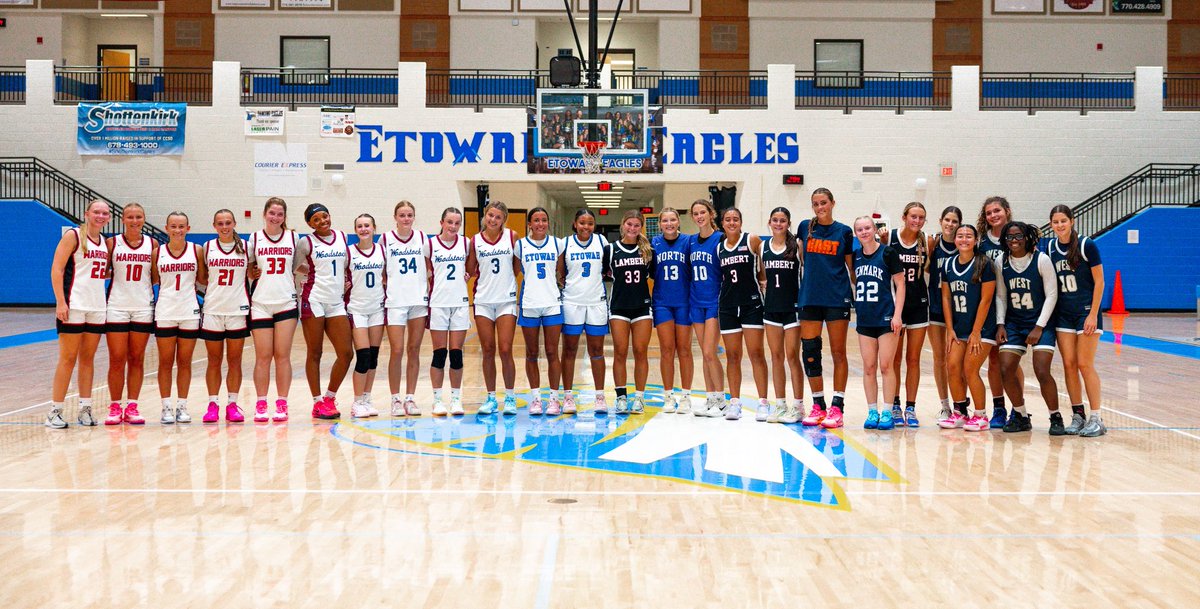 Thank you to all the coaches who attended our Cherokee/Forsyth Recruiting Showcase on Monday, and a big shoutout to all the players for a great evening of basketball! Excited to keep growing this event in the years ahead!