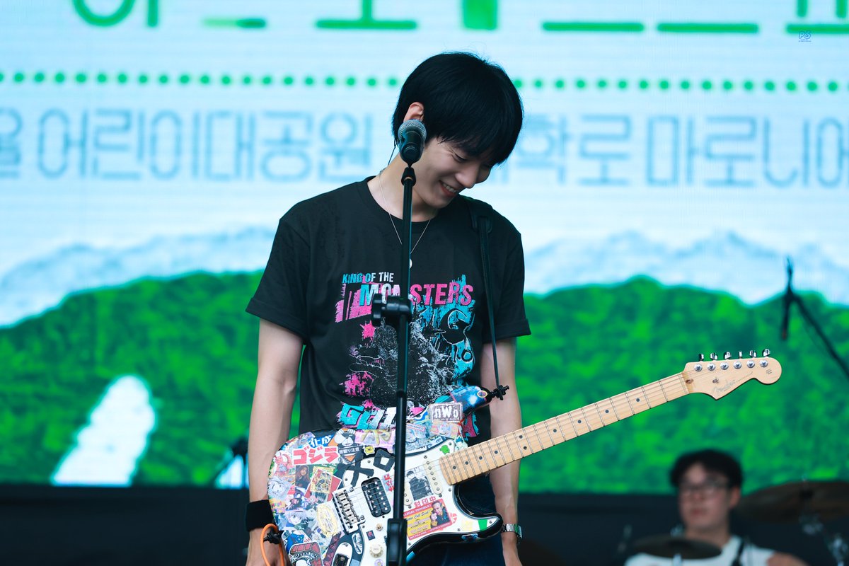 250906 HQ
아트 포레스트 페스티벌

#KACHISAN #까치산 #한태인