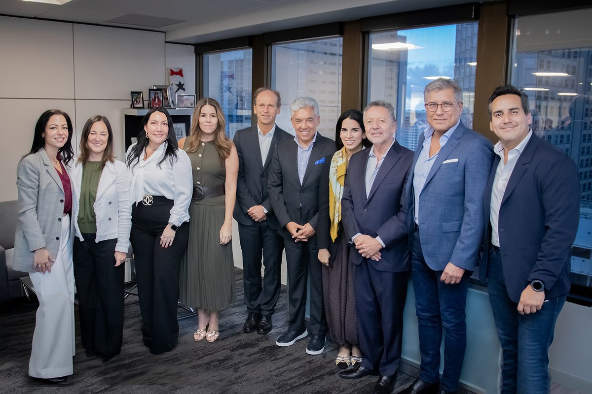 AcfGroup's tweet image. Baghdadi Capital joins ACF in a strategic alliance. 💼🌍
This investment empowers us to offer our clients more financing options, better terms, and a more personalized service.

#ACF #BaghdadiCapital #Investment #Clients #Growth