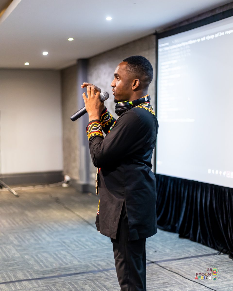 pyconza's tweet image. More highlights from our incredible speakers in the breakout sessions โ where the best conversations and ideas happen! ๐
#PyConAfrica2025 #PythonCommunity