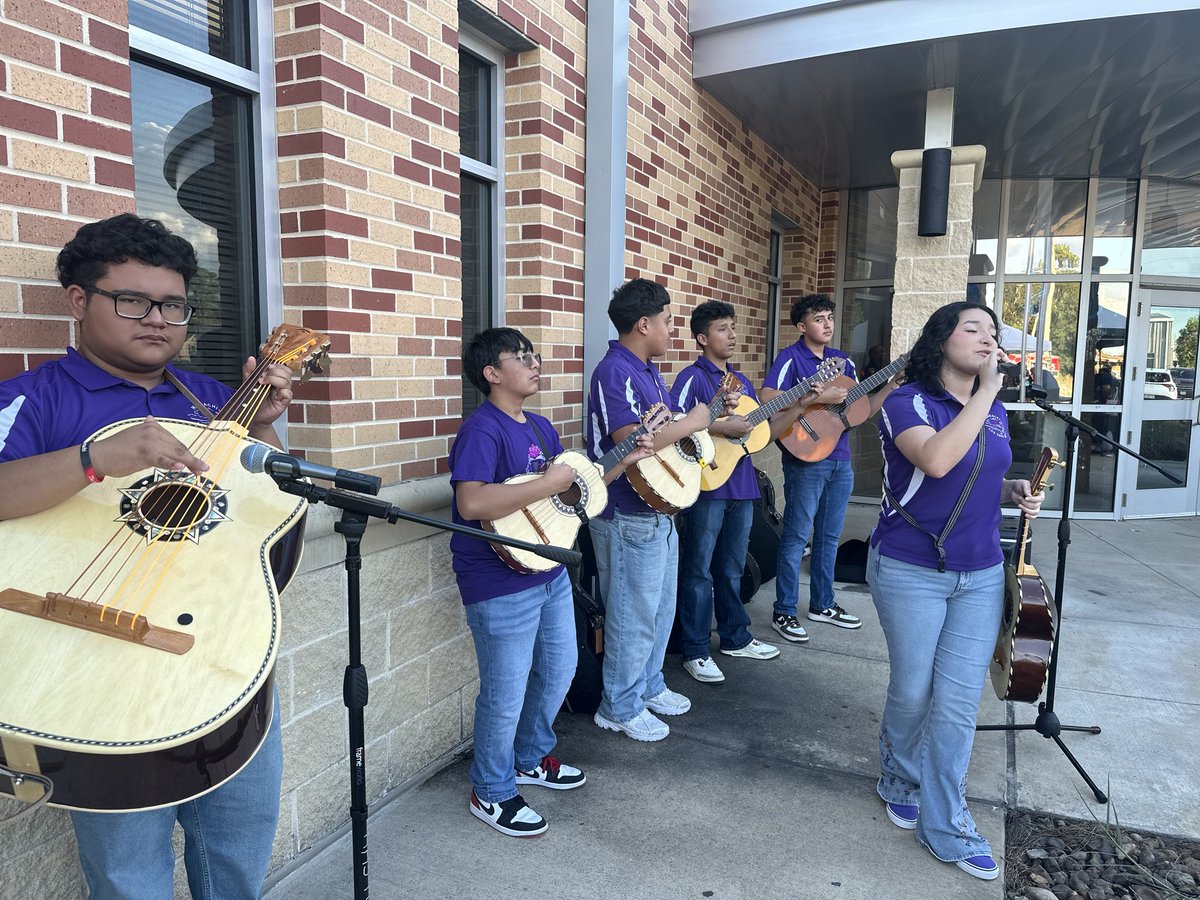 Thank you to the Humble ISD Police Department for inviting us to be part of your annual National Night Out! We had an amazing time sharing music, culture, and community with everyone. 💜🎺 #HumbleISD #NationalNightOut #Mariachi
