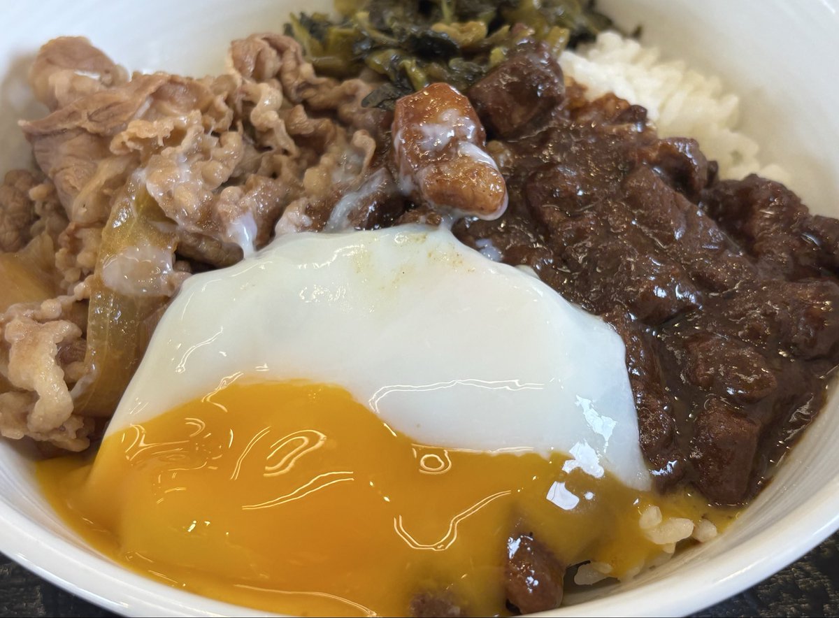 gomanattogoma's tweet image. 吉野家の牛魯肉飯（ルーローハン）を
食べてきたべ！独特な香りとスパイスー🙃

#飯テロ #吉野家